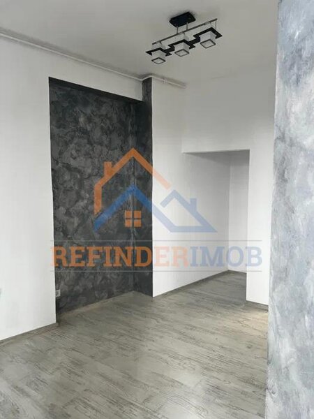Romana Ap 2 camere decomandat